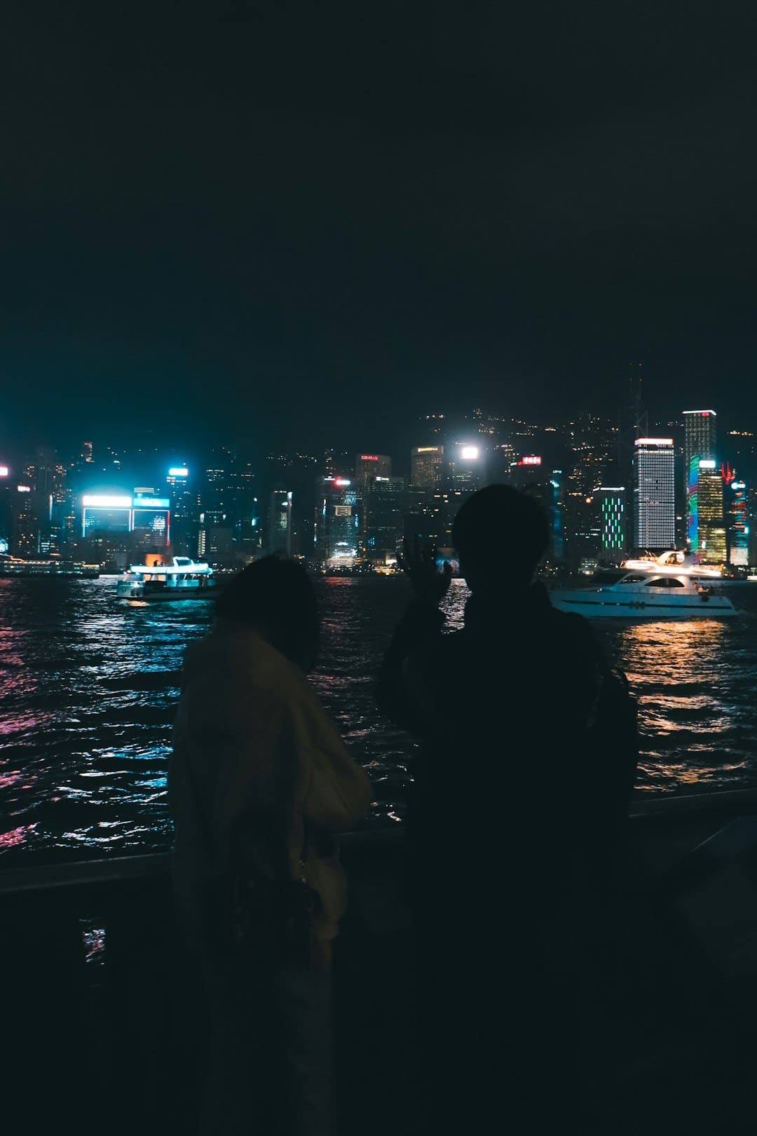 民调:韩国大选若呈现三者对决 李在明支持率位列榜首